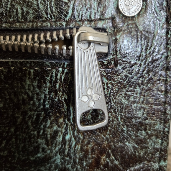 Patricia Nash Brown and Blue Floral Embossed Clutch - Picture 4 of 12